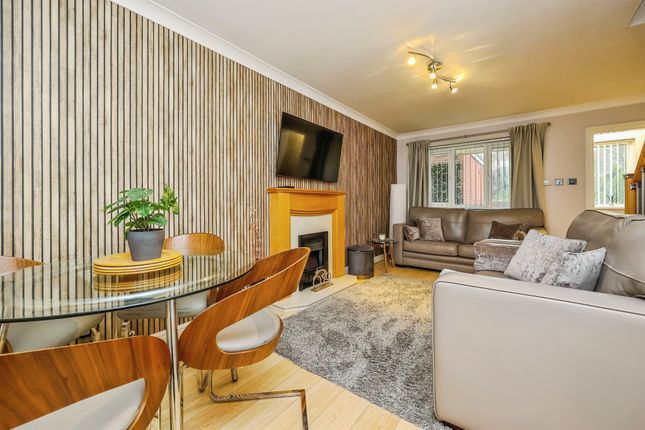 8, Arthurs View, NOTTINGHAM photo 3