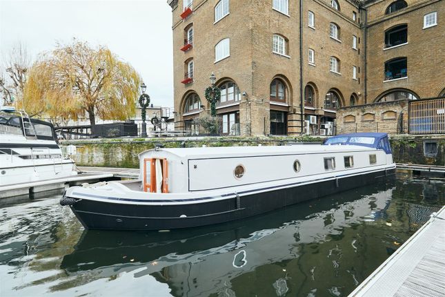 Houseboat for sale in St Katharine Docks, Wapping