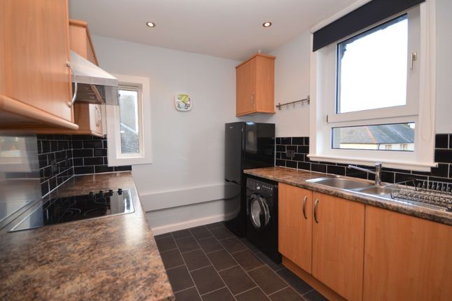 Thumbnail Flat to rent in Hozier Street, Carluke, South Lanarkshire