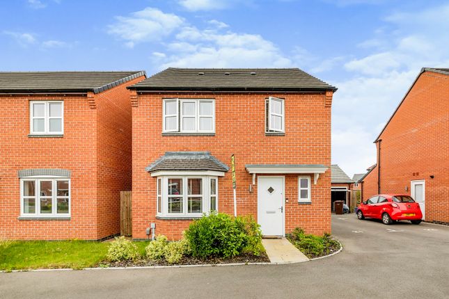 Thumbnail Detached house for sale in Raddle Way, Middlebeck, Newark
