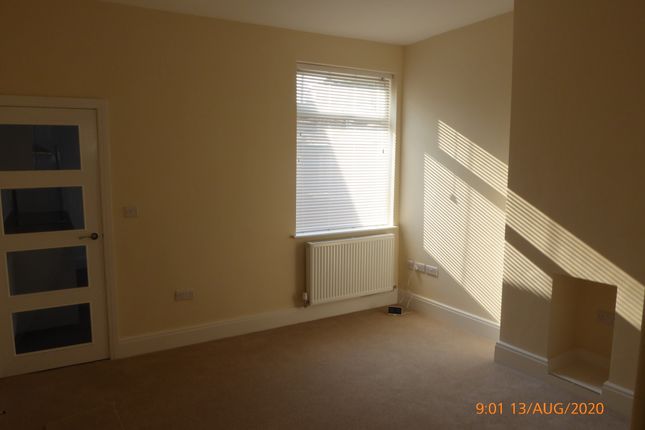 59, Thistleberry Avenue, Newcastle Under Lyme, Staffordshire photo 4