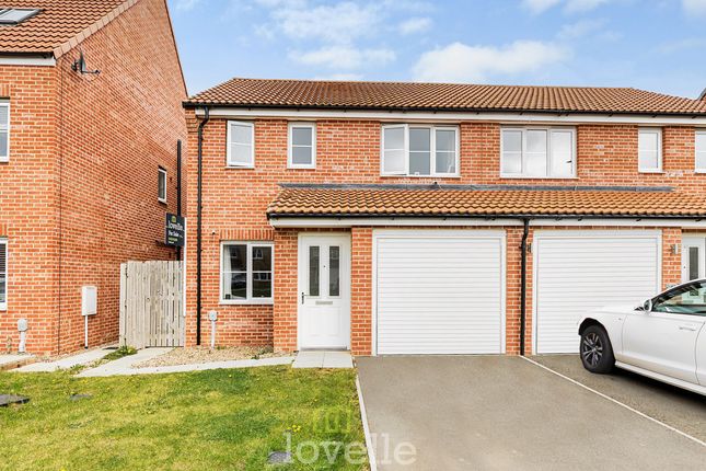 3-bed house on 11 Heathland Way, Grimsby, £190,000