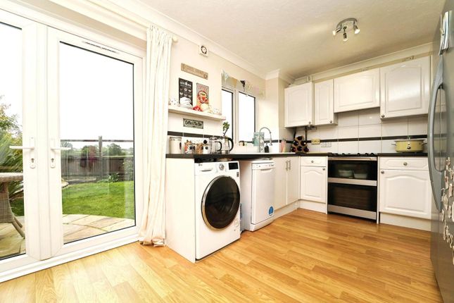 Woodlands Road, Wotton-under-Edge photo 4