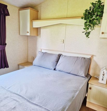 Willerby Rio Gold, Promenade Way, Brightlingsea photo 4