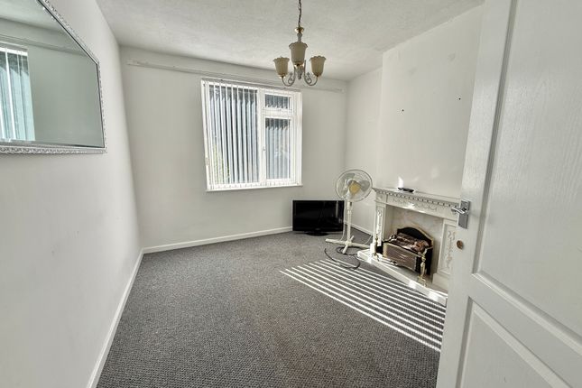 1, Heol Tai Mawr, Swansea Road, Merthyr Tydfil photo 3