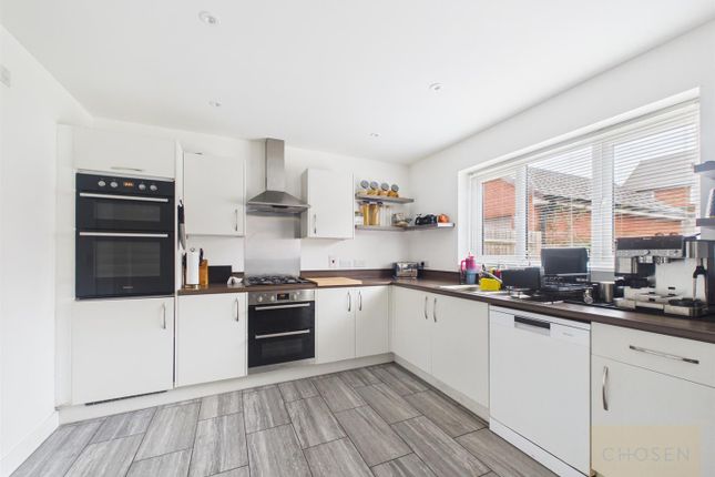 13, Springmead Avenue, Gloucester photo 2