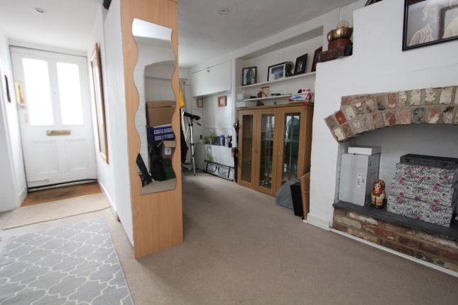 8, Sussex Road, Petersfield photo 3