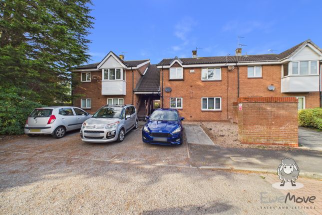 1-bed flat on Hope Close, St. Helens, £70,000