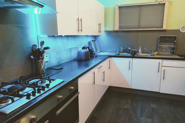 Thumbnail Flat to rent in Sauchiehall St, Charing Cross, Glasgow
