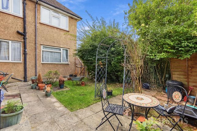 186a Priests Lane, Brentwood photo 4