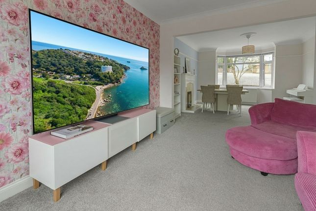 33 Parkhurst Road, Torquay photo 2