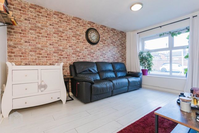2B Benson Street, Bury photo 4