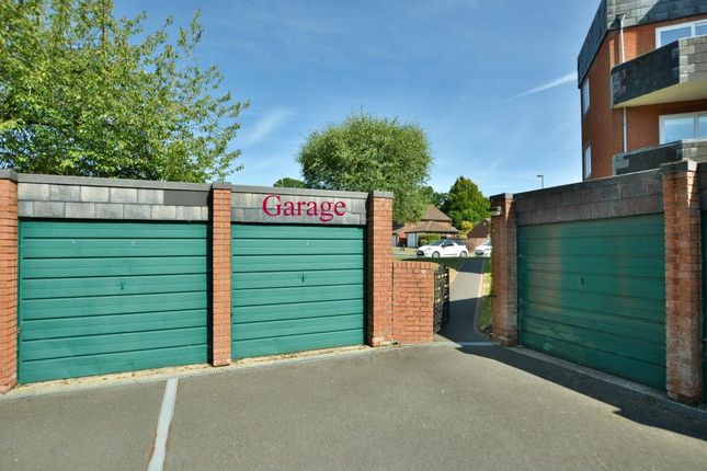 Flat G3, Queensmead, Allenview Road, Wimborne photo 4