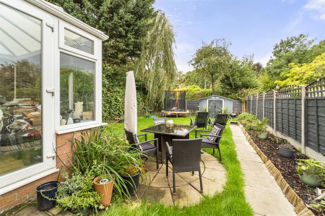 28, Kirklands, Sale photo 3