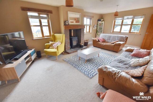 Haven House, West Park, Cosheston photo 2