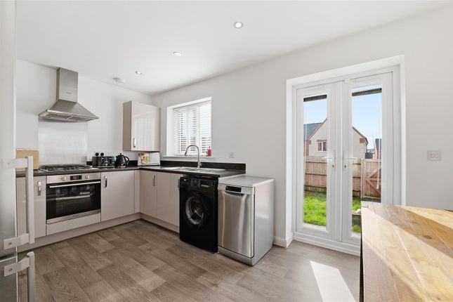 3, Patterdale Road, Chesterfield photo 2