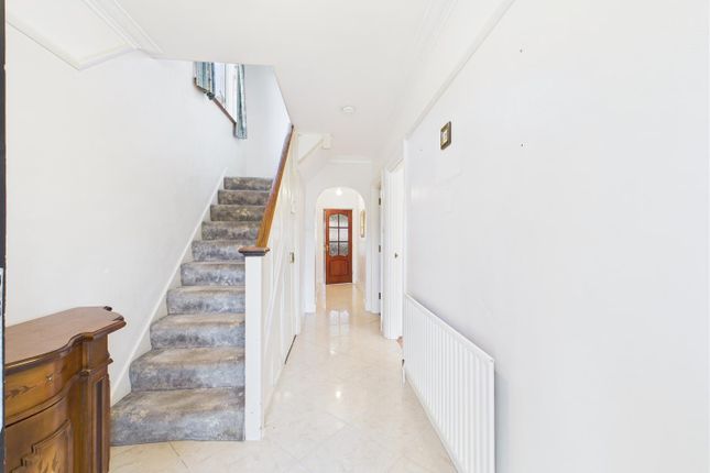 14, Molesey Road, West Molesey photo 3