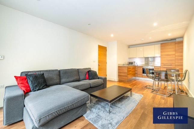 32 Attlee Court, Unwin Way, Stanmore photo 2