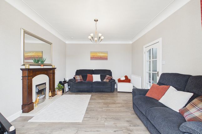 7, Border Avenue, Saltcoats photo 3