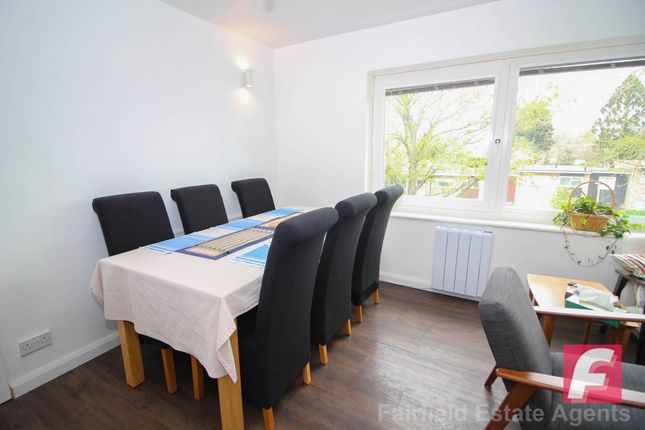 Flat for sale in By The Wood, Carpenders Park
