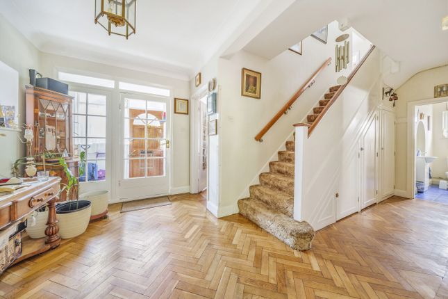 36, Ringwood Avenue, London photo 2