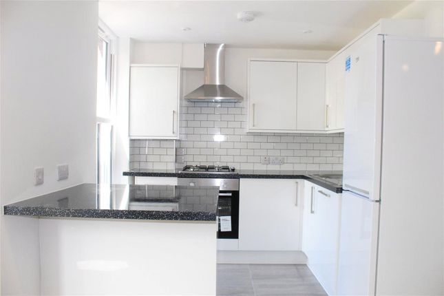 Flat 3, Park View,, Station Road, Edenbridge photo 4