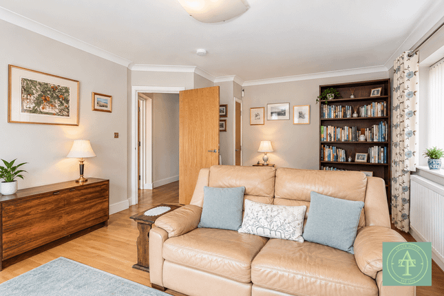 1 Camelia Court, 27, Old Farm Avenue, LONDON photo 4