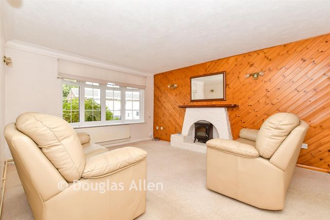 67, Falstones, Basildon photo 2