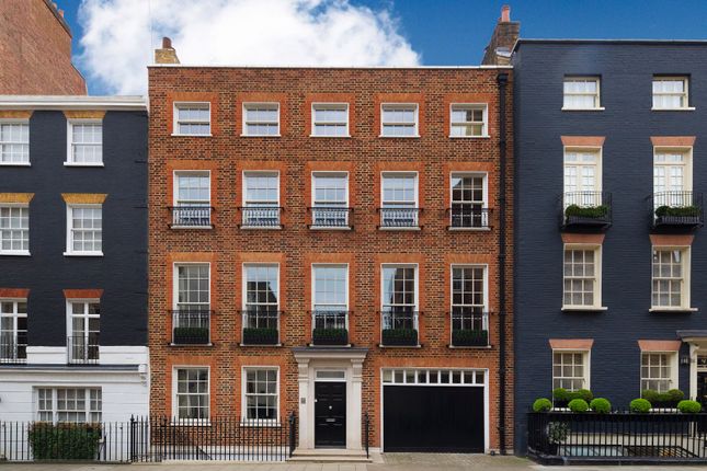 Thumbnail Terraced house for sale in South Street, Mayfair, London