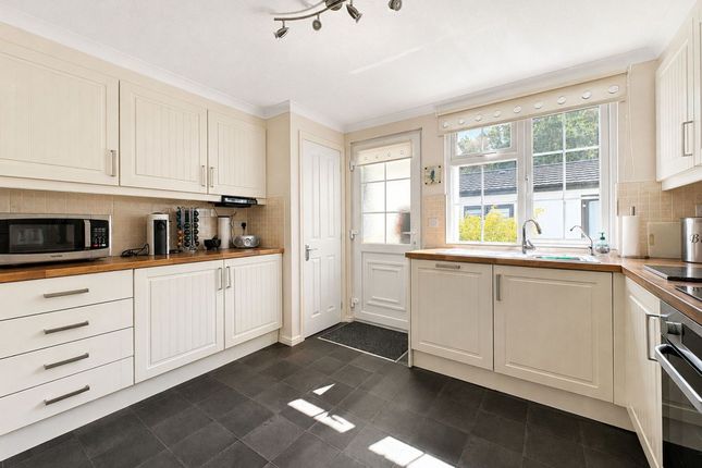 91 Drapers Copse, Southampton photo 3