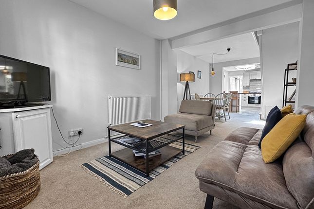 49 St. Marys Road, Cowes photo 2