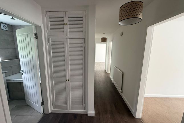Flat 2, 68 The Parkway, Southampton photo 3