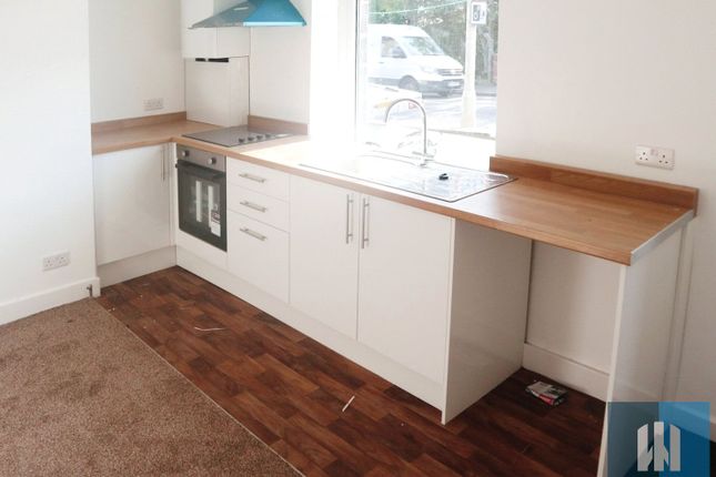 1171, Leeds Road, Huddersfield photo 2