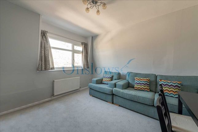 Thumbnail Flat to rent in Warwick Gardens, London