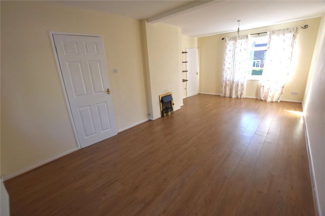 3 Bed Semi Detached House For In Heights Way Leeds West Lounge Of Heights Way Leeds West Yorkshire Ls12