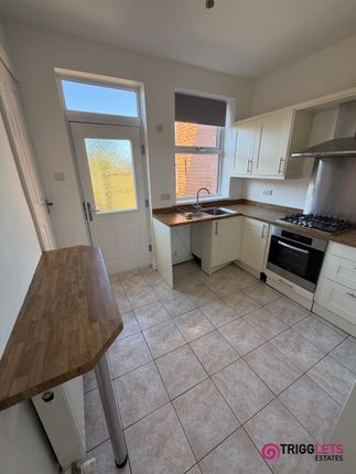 10, Kelvin Grove, Barnsley photo 5