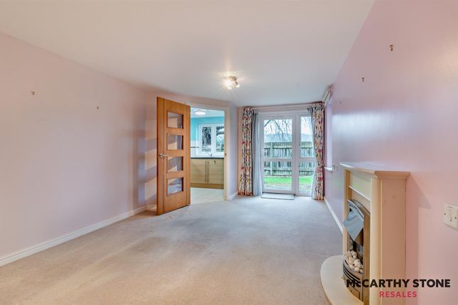 Flat for sale in Holmcroft Court, Charlton Road, Shepton Mallet
