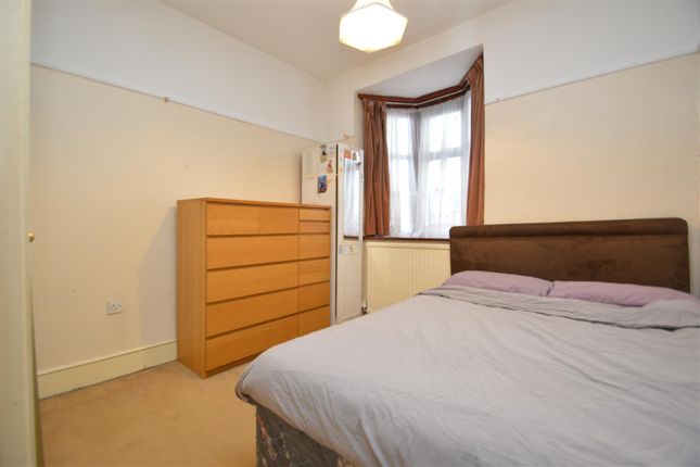 Terraced house for sale in Highlands Gardens, Ilford