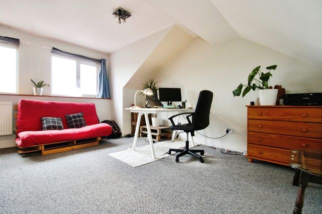 Flat for sale in Lower Cathedral Road, Cardiff