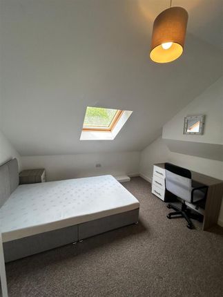 Room 5, 70 Oxford Street, Coventry photo 3