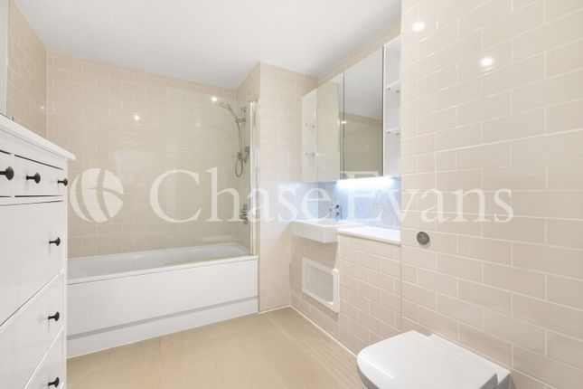Flat to rent in Baldwin Point, Elephant Park, Elephant And Castle