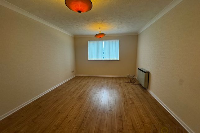 49 Blakes Way, Eastbourne photo 2
