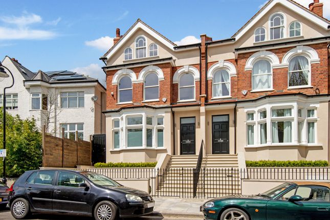 6 Bedroom Semi Detached House For Rent