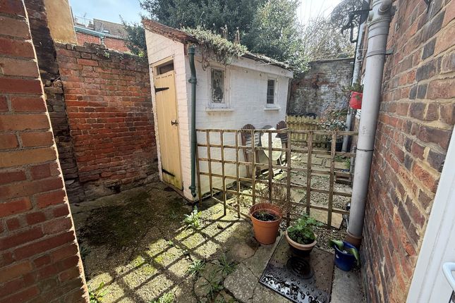 1 Baileys Court, Aylesbury photo 4