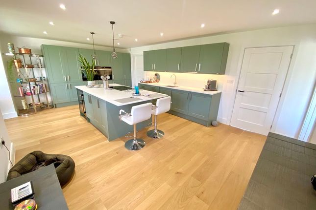 Westview, Wickham Road, Fareham photo 3