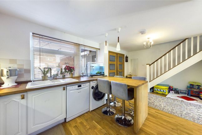 MARKETING CARD - 25,, Kirton Close, Reading photo 4