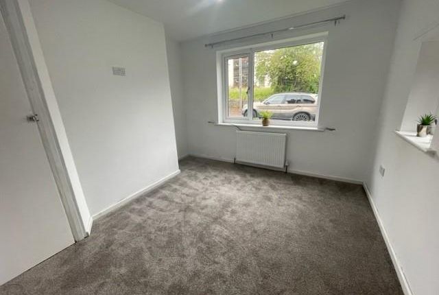 1, Ferndene Grove, Ryton photo 5