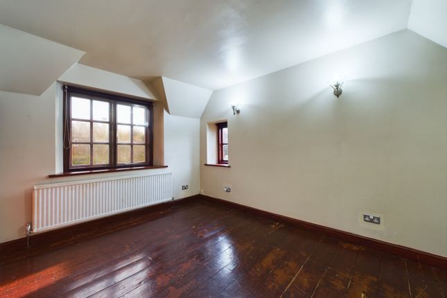 Detached house to rent in Thorpe Road, Peterborough