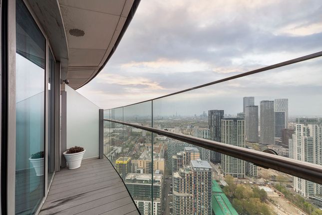 Apartment 3906, Arena Tower, London photo 2