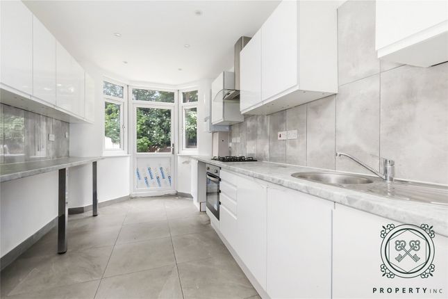 14, Moorefield Road, London photo 3